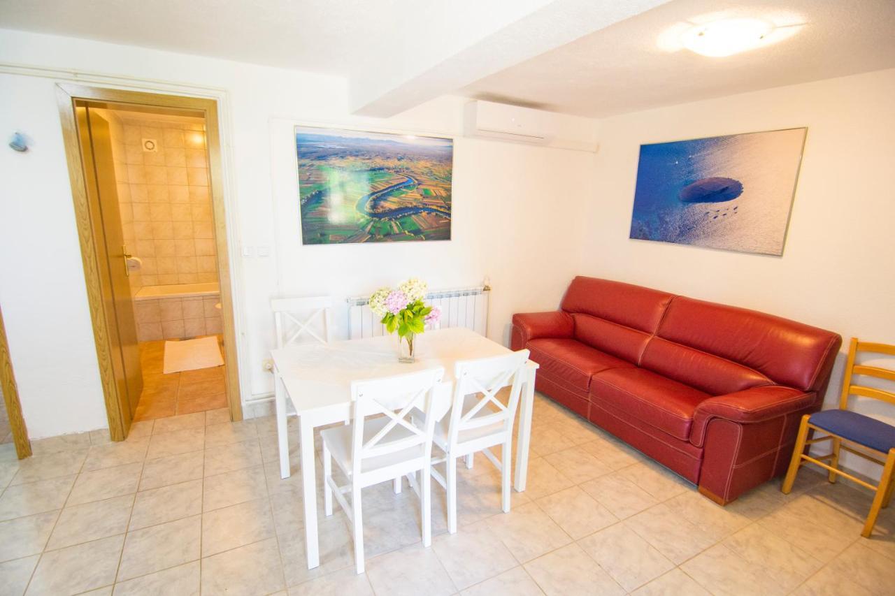 Villa Tereza Splitska Εξωτερικό φωτογραφία